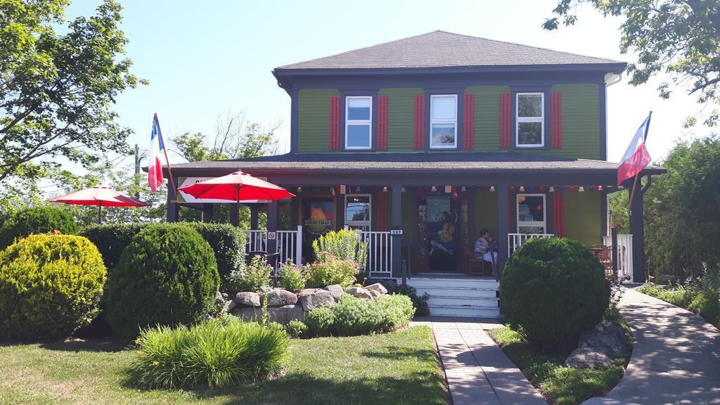 Auberge D'Anjou-Cocooning Cafe Petit Rocher Kültér fotó