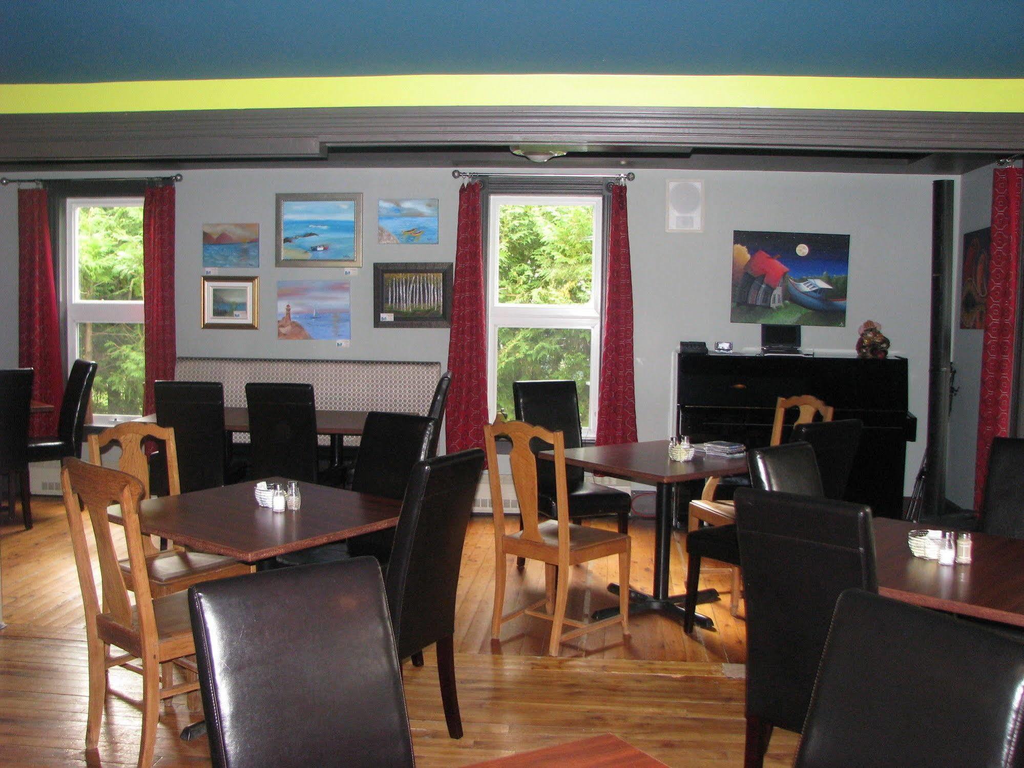 Auberge D'Anjou-Cocooning Cafe Petit Rocher Kültér fotó
