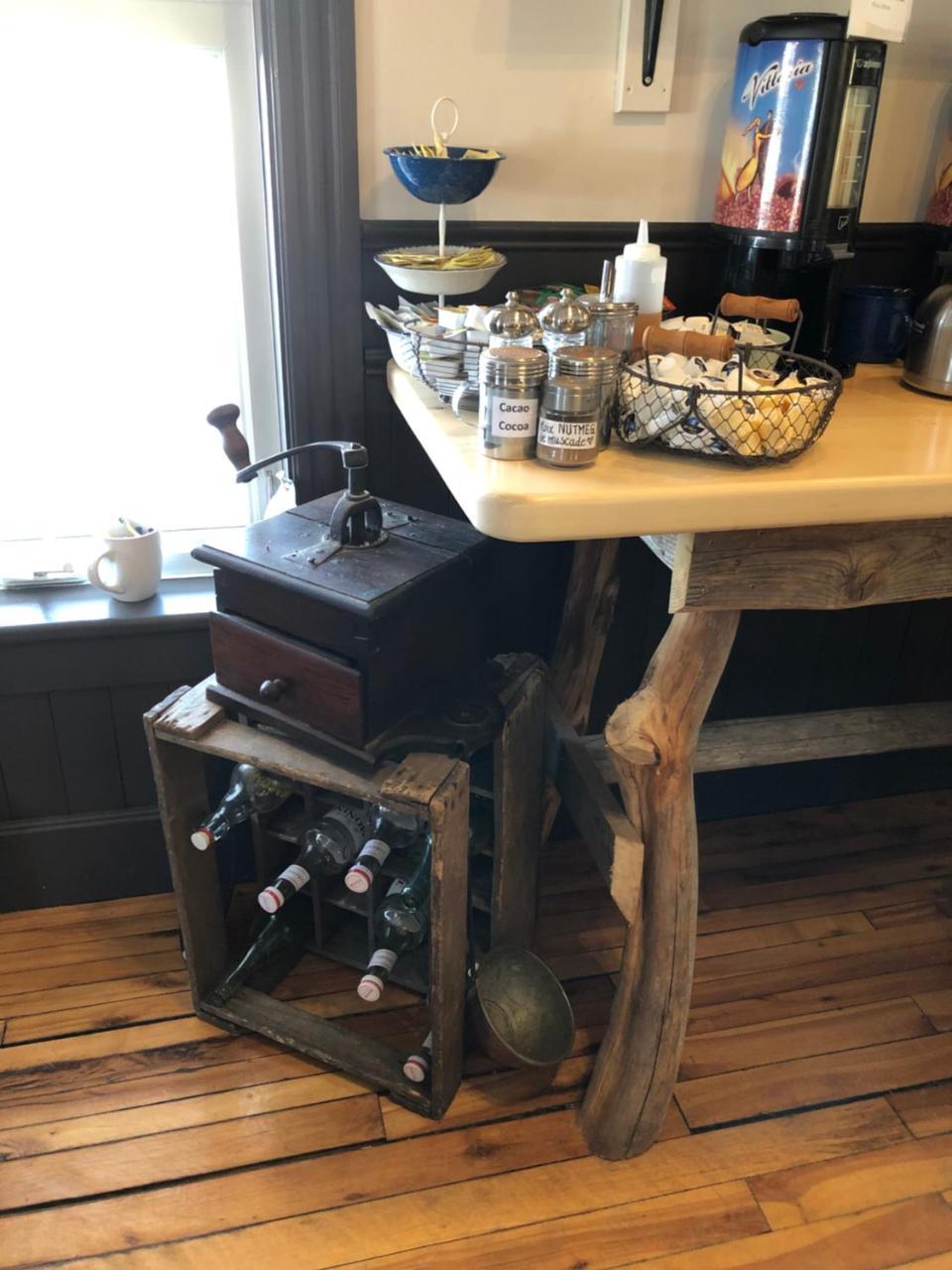 Auberge D'Anjou-Cocooning Cafe Petit Rocher Kültér fotó
